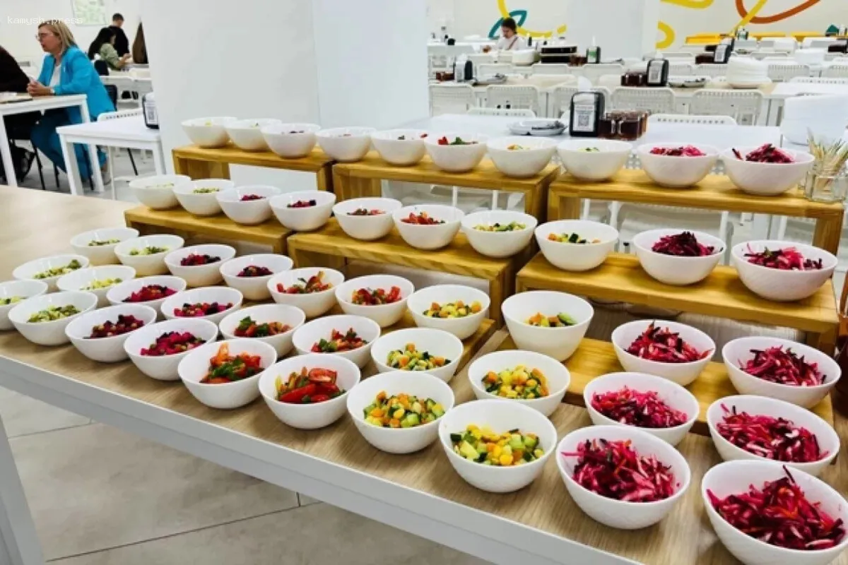 Школы Новосибирска содействуют местным производителям