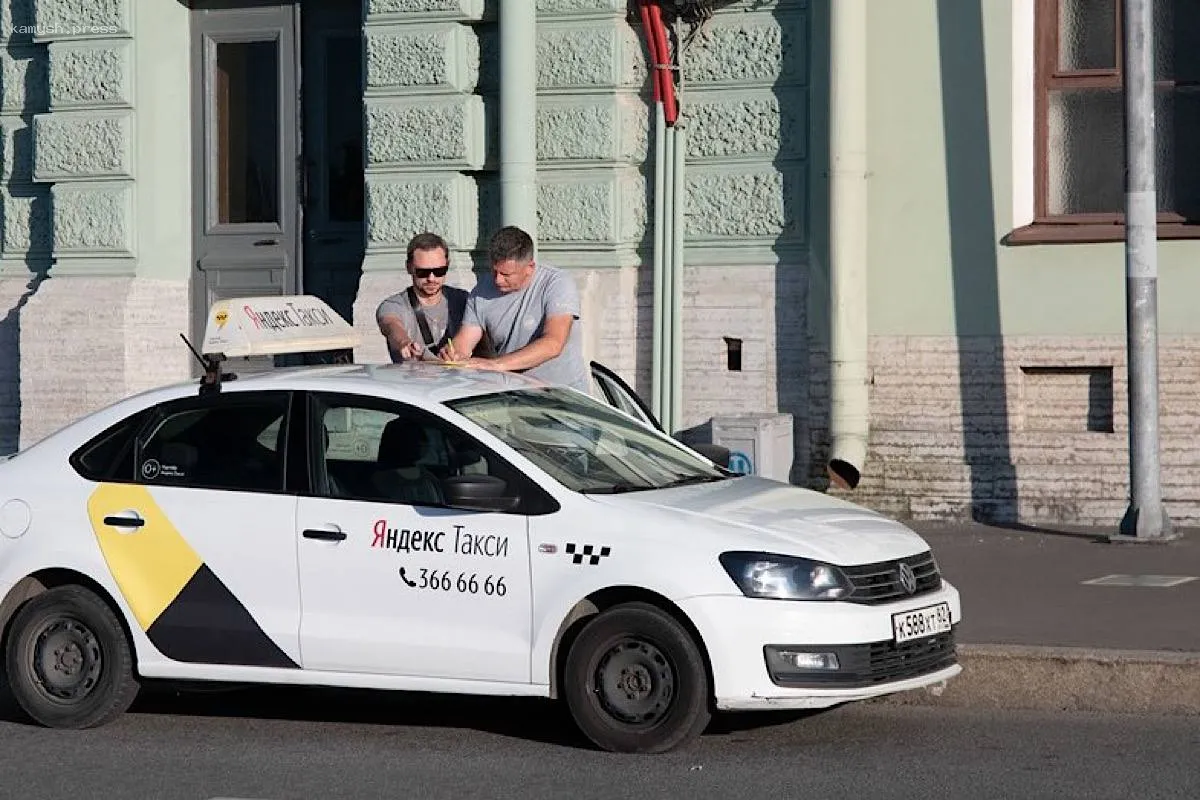 Депутат Гутенев поделился инициативами по ужесточению стандартов для такси