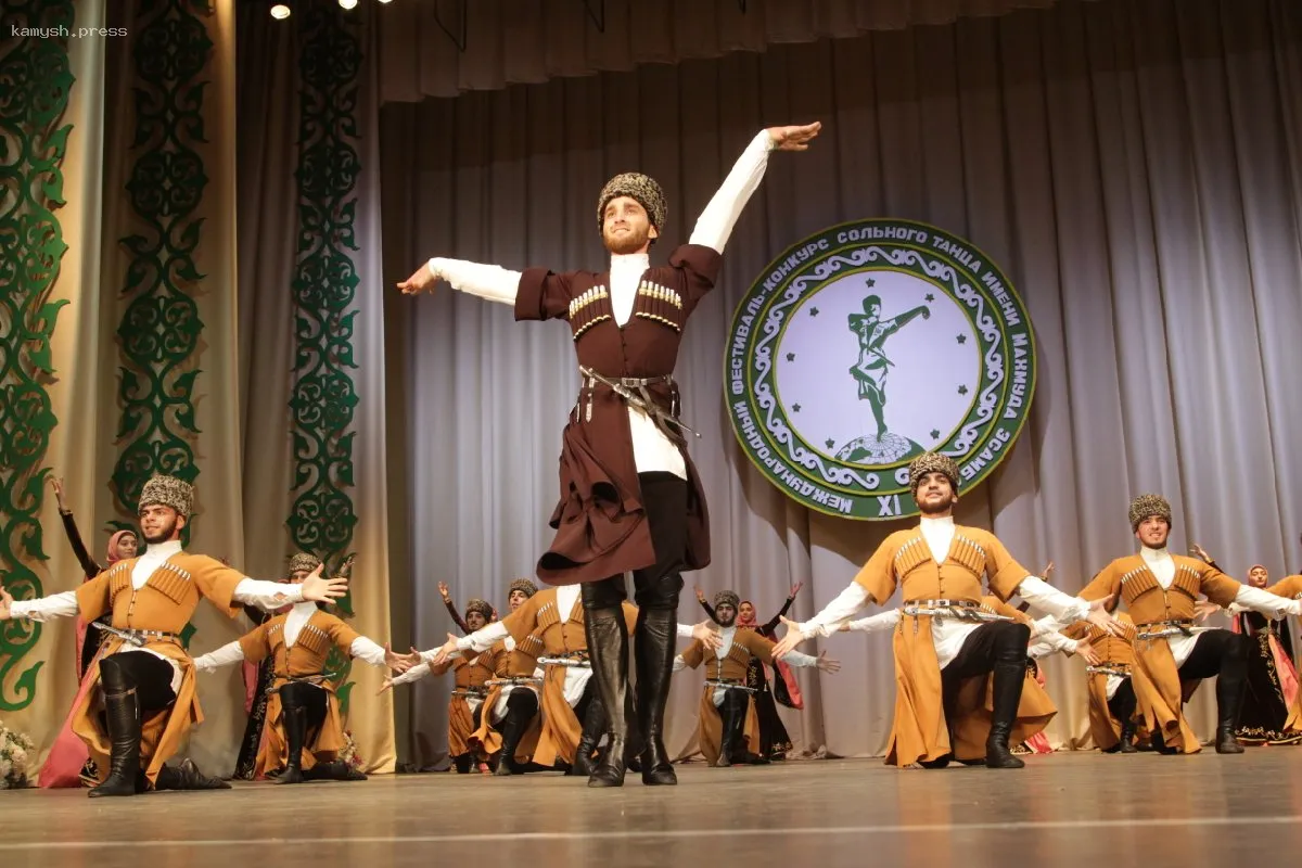 Творческие группы Чечни выступят в столице