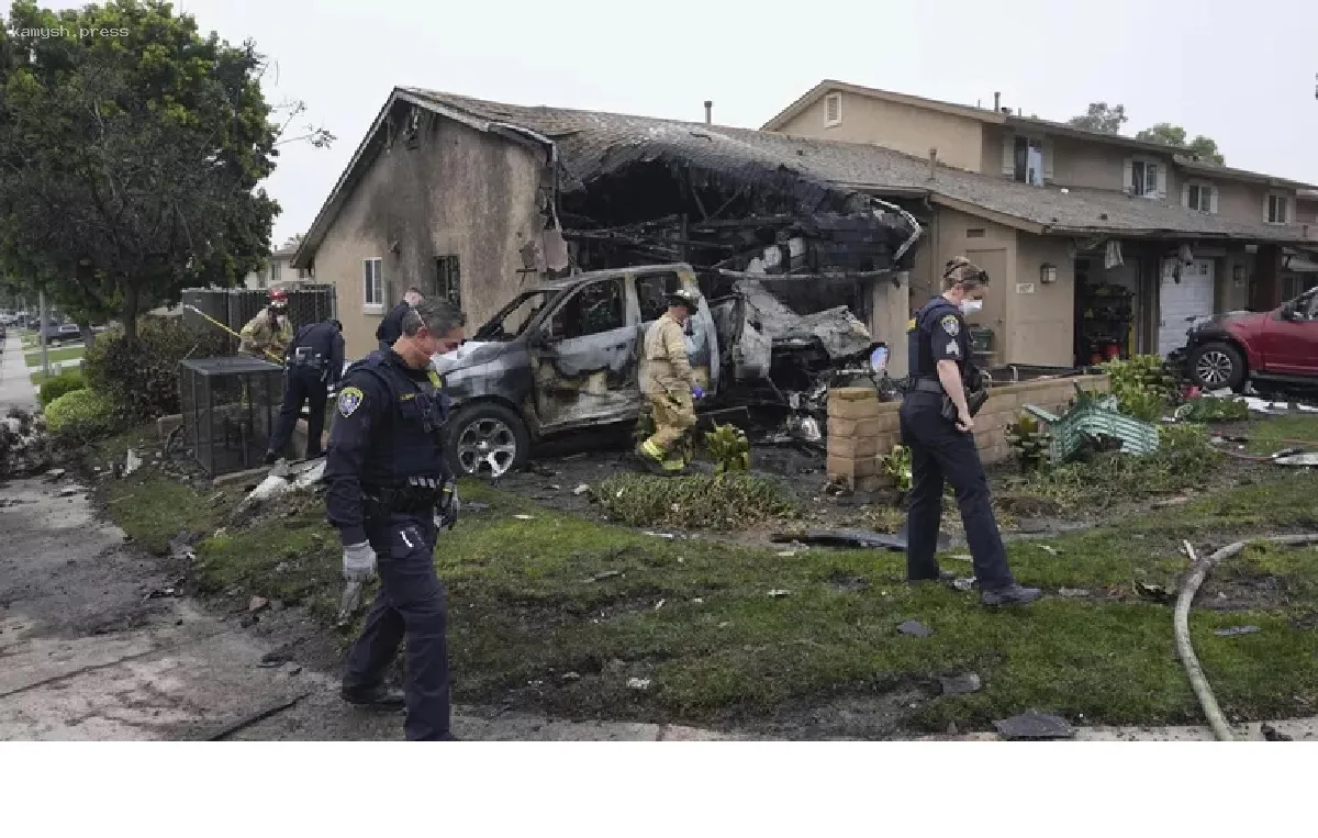 Частный самолет разбился в Калифорнии - все на борту погибли