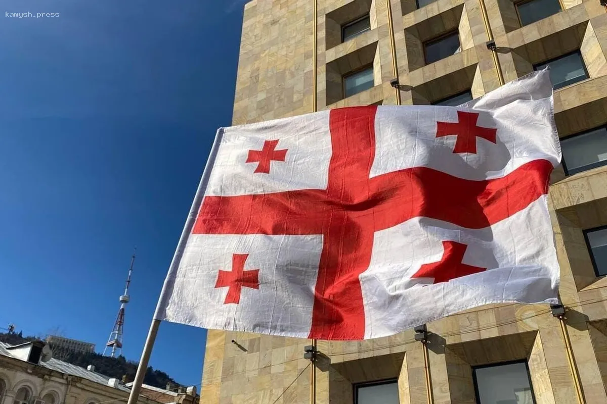 Грузия с 15 мая ограничила реэкспорт автомобилей для граждан России и Беларуси