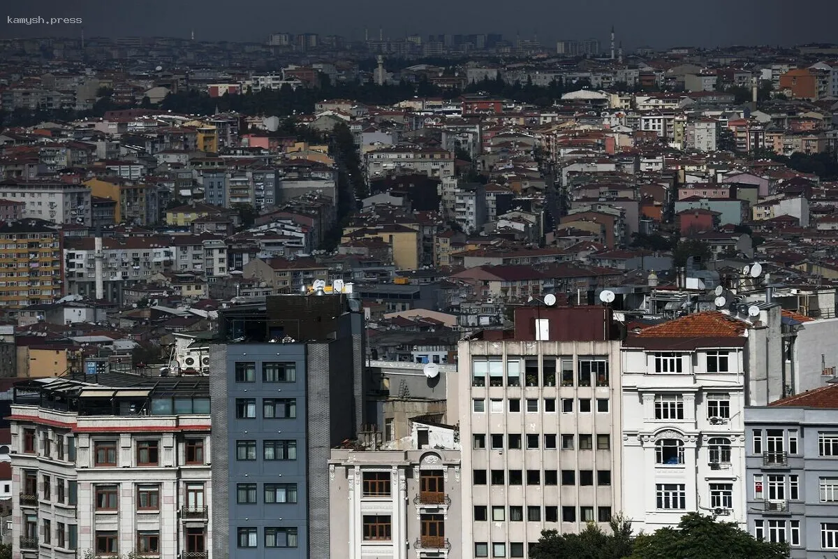 Почти 17% россиян, планирующих поездки за границу, выбирают Европу