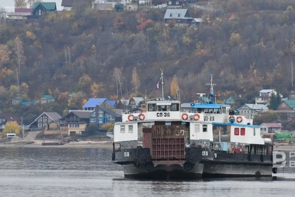 Паромная переправа Аракчино - Верхний Услон начала работу 4 апреля