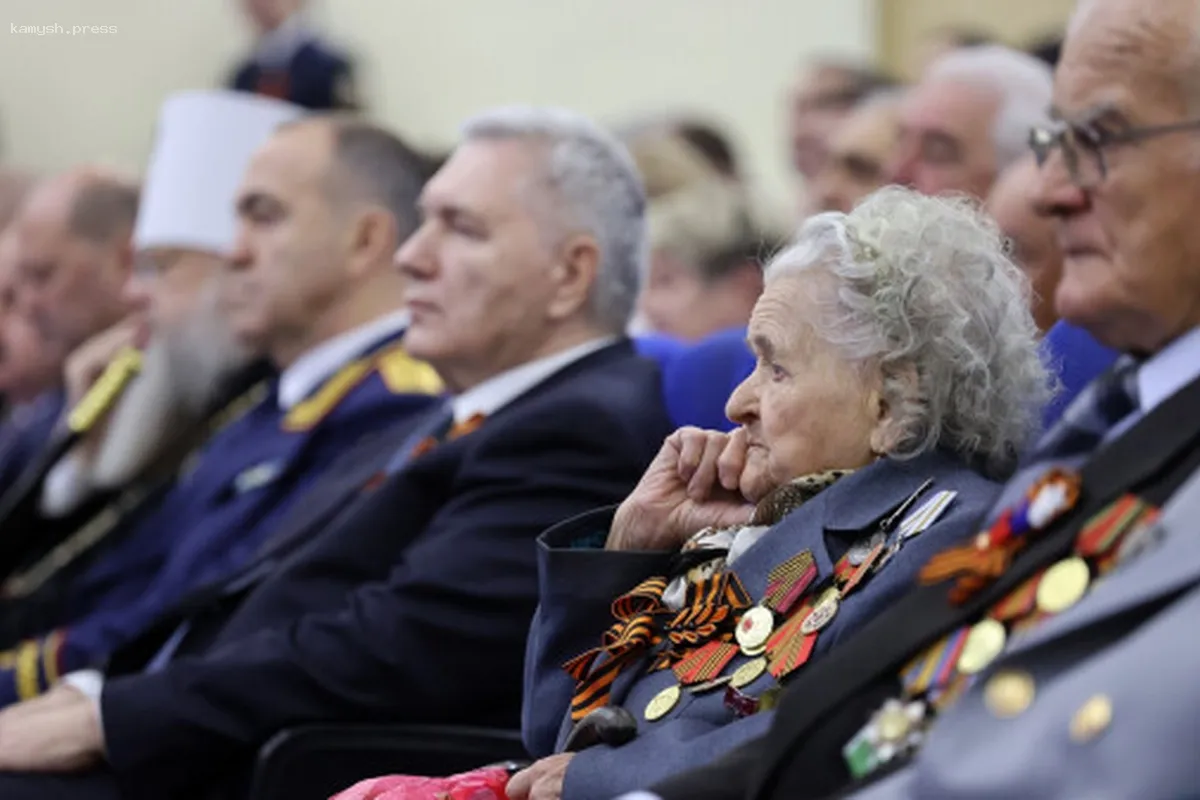 В Ростовской области 261 ветеран получил выплату по 10 тысяч рублей к Дню Победы