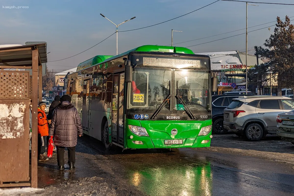 В Гатчине пассажир начал стрельбу в автобусе
