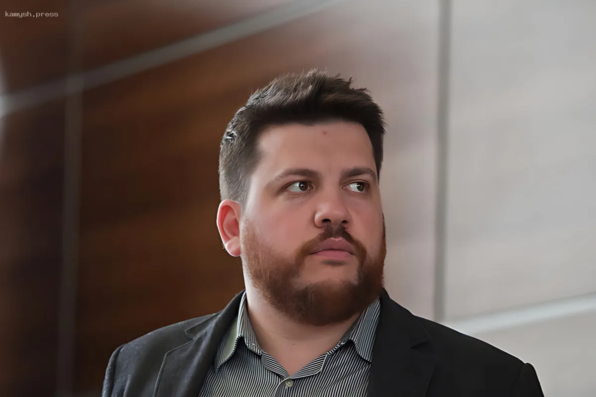 В Екатеринбурге арестован отец Леонида Волкова по делу о финансировании экстремистских группировок