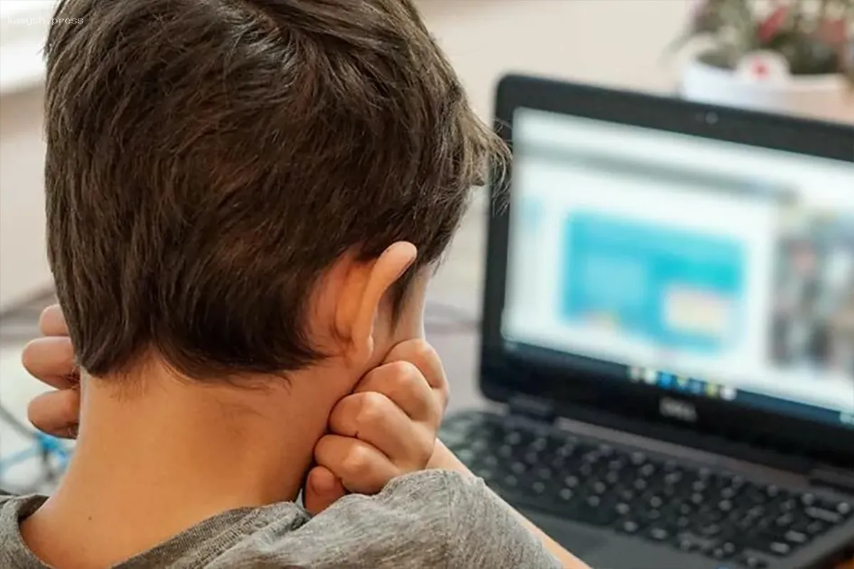 Министерство просвещения намерено ввести в учебные заведения сервис «цифровой психолог»