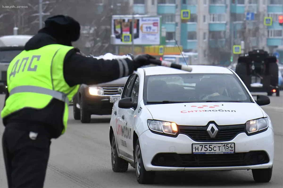 С 1 апреля в Новосибирске вводятся обновленные правила для автомобилистов