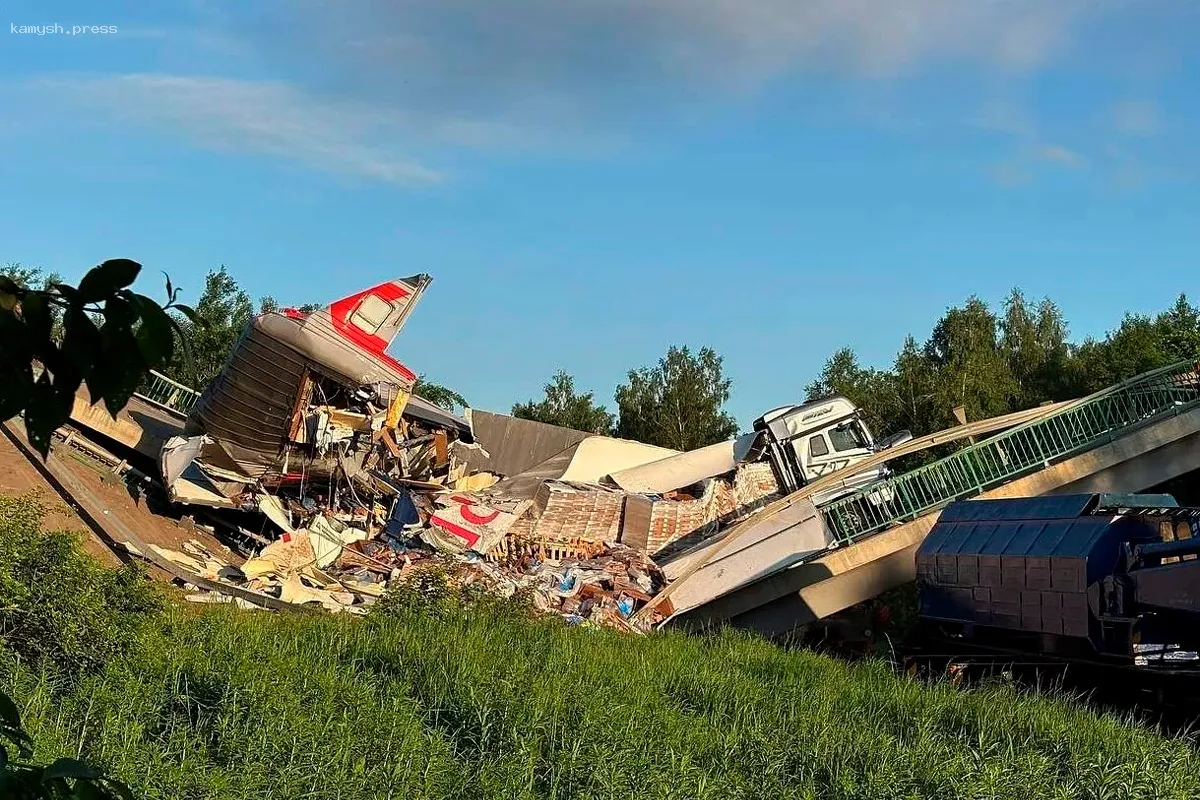 Губернатор Брянской области объяснил причины обрушения моста в районе Выгоничей