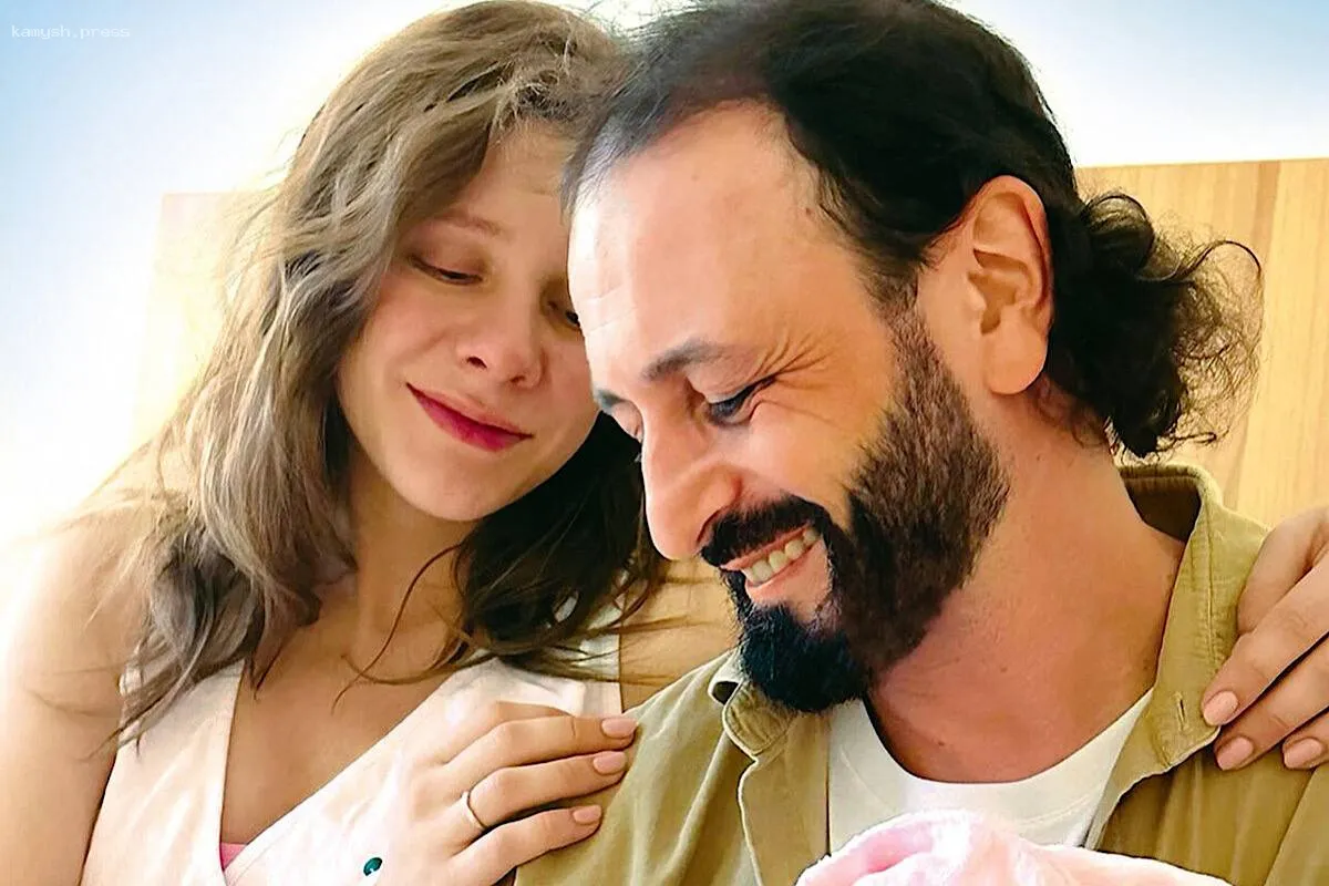 15 лет – это уже не подросток: Илья Авербух поделился воспоминаниями о первой встрече с Лизой Арзамасовой