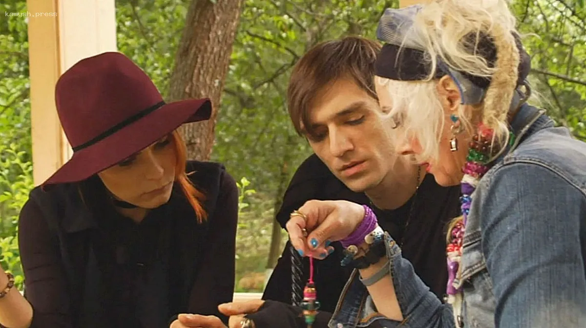 «Мне просто помогли». Чего стоит успех участников «Битвы экстрасенсов»?