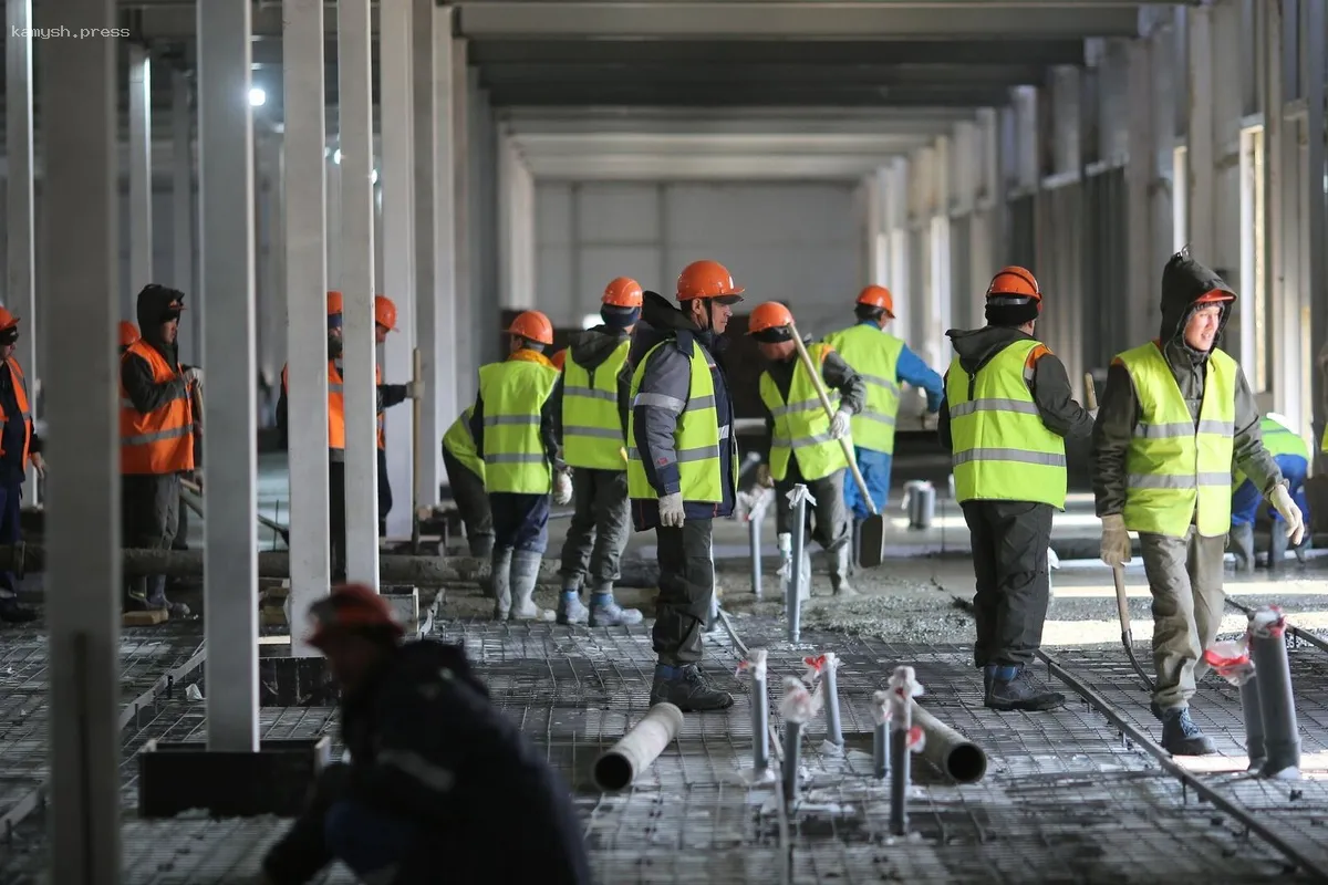 В нескольких населённых пунктах Свердловской области задерживается реализация контрактов на строительство медицинских учреждений