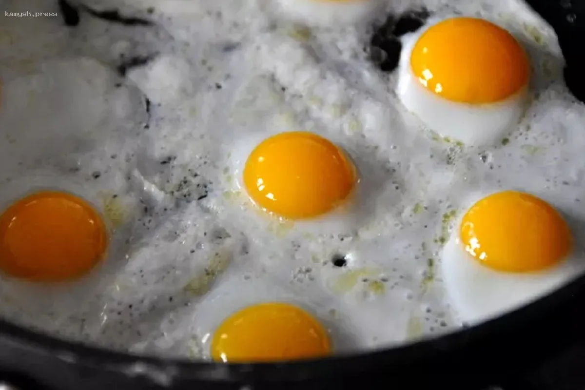 Специалисты объяснили, почему яйца с двумя желтками могут быть небезопасны