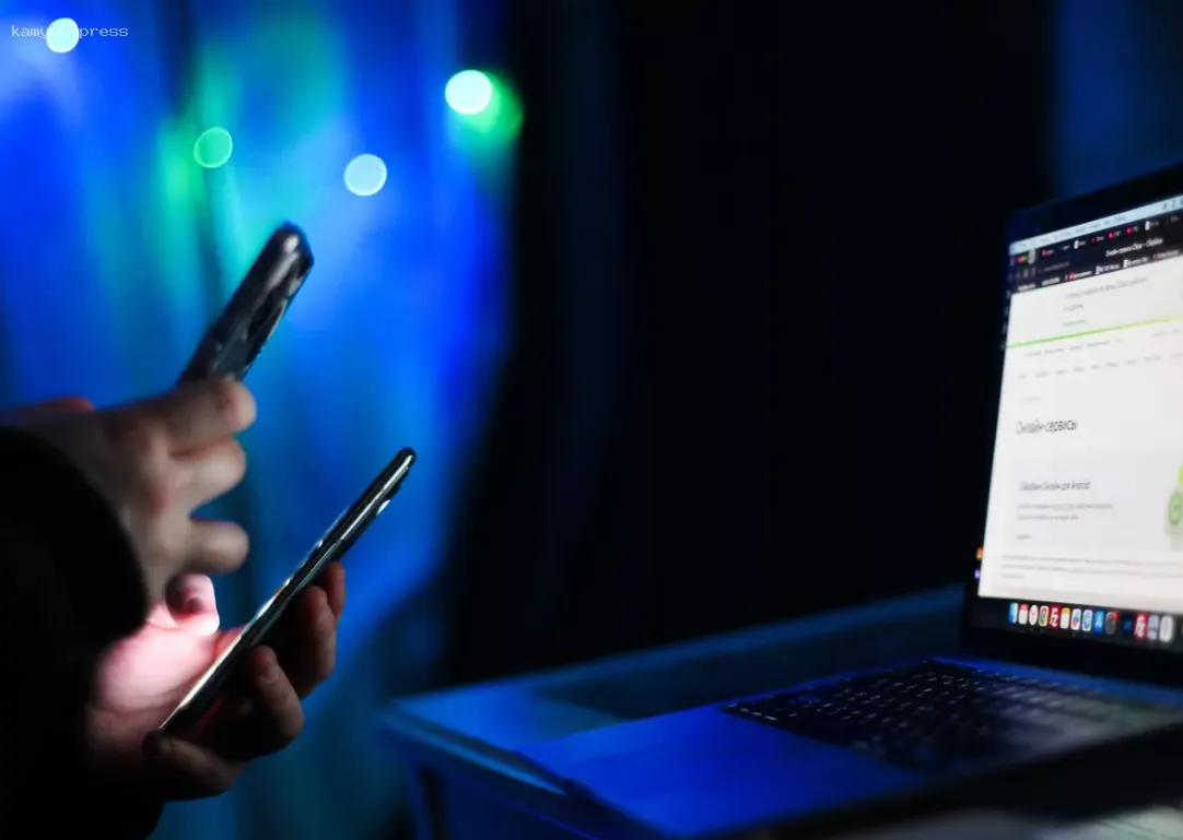 Новые методы киберпреступников для заражения смартфонов граждан России