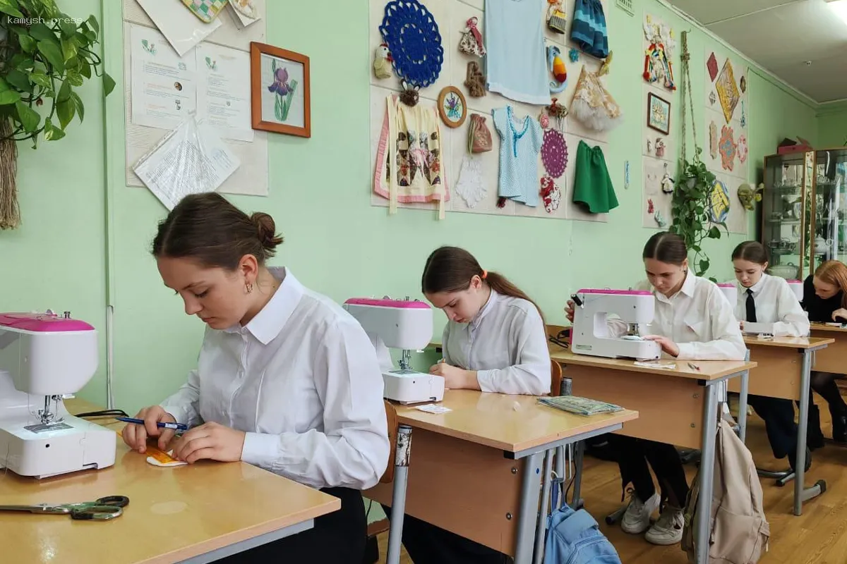 Губернатор Тверской области Игорь Руденя: Важно акцентировать внимание на воспитательном процессе в учебных заведениях и укреплять связь между поколениями