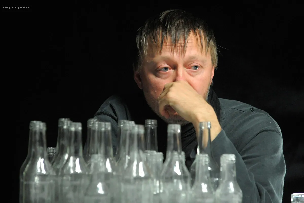 Психиатр Шуров: Число людей с алкогольной зависимостью в России продолжает расти