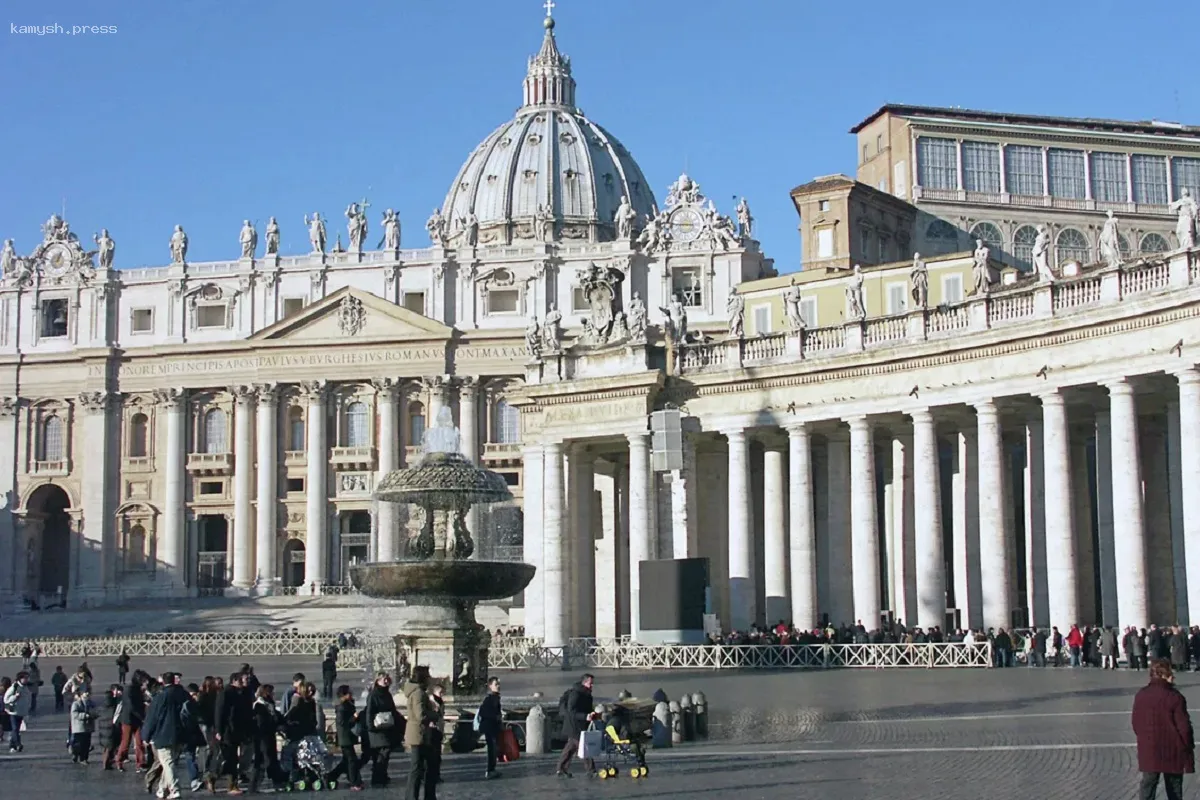 Российская делегация прибыла в Рим для участия в похоронах папы Римского Франциска