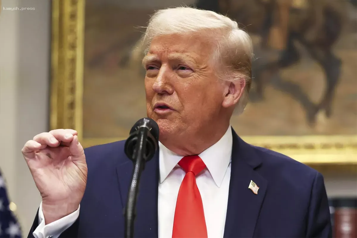 Трамп отложил введение тарифов для свыше 75 стран