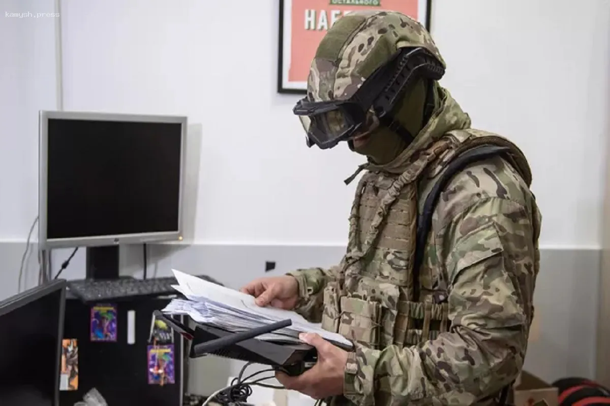 ФСБ обнаружила в Перми колл-центр, участвующий в международной мошеннической схеме