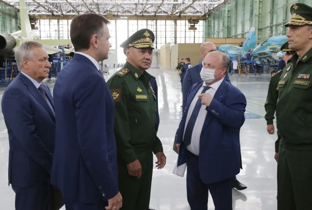 В интернете раскрыты ранее скрытые фотографии визита Сергея Шойгу в Новосибирск