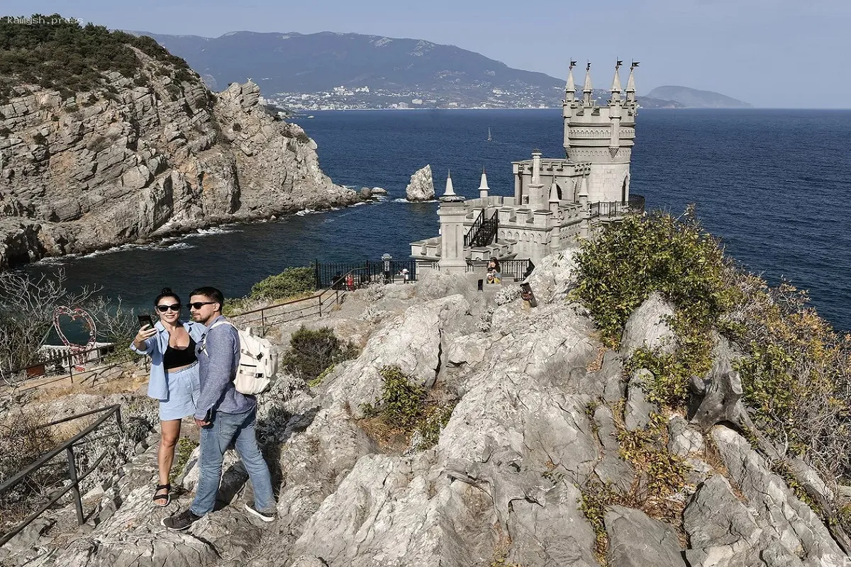 АТОР: спрос на майские туры вырос в России на 10%