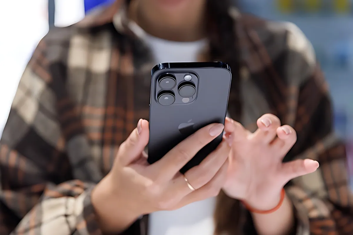 Прогноз из США: Цены на iPhone могут возрасти в три раза из-за переноса производства