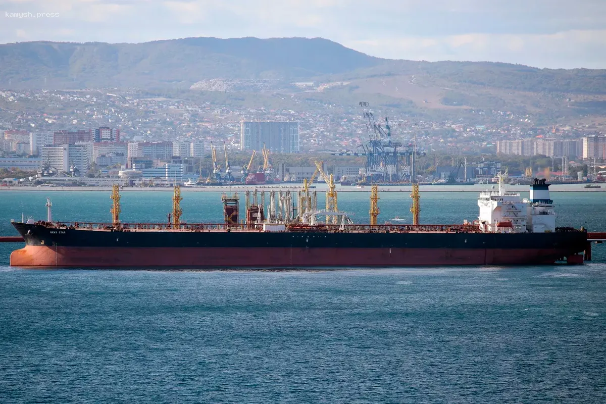 Ространснадзор обнаружил несоответствия на нефтеналивном терминале НМТП