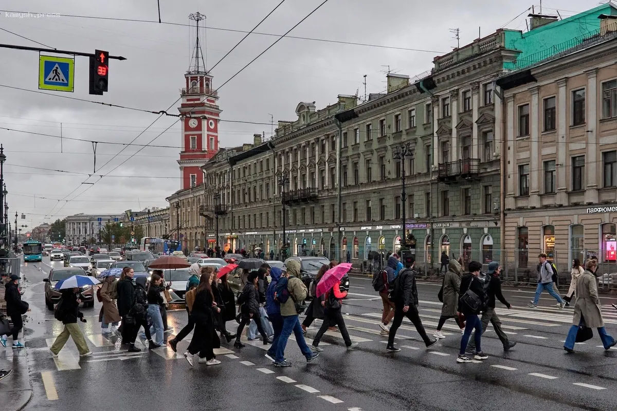 Петербуржцам следует подготовиться к похолоданию и снегопаду уже 5 мая