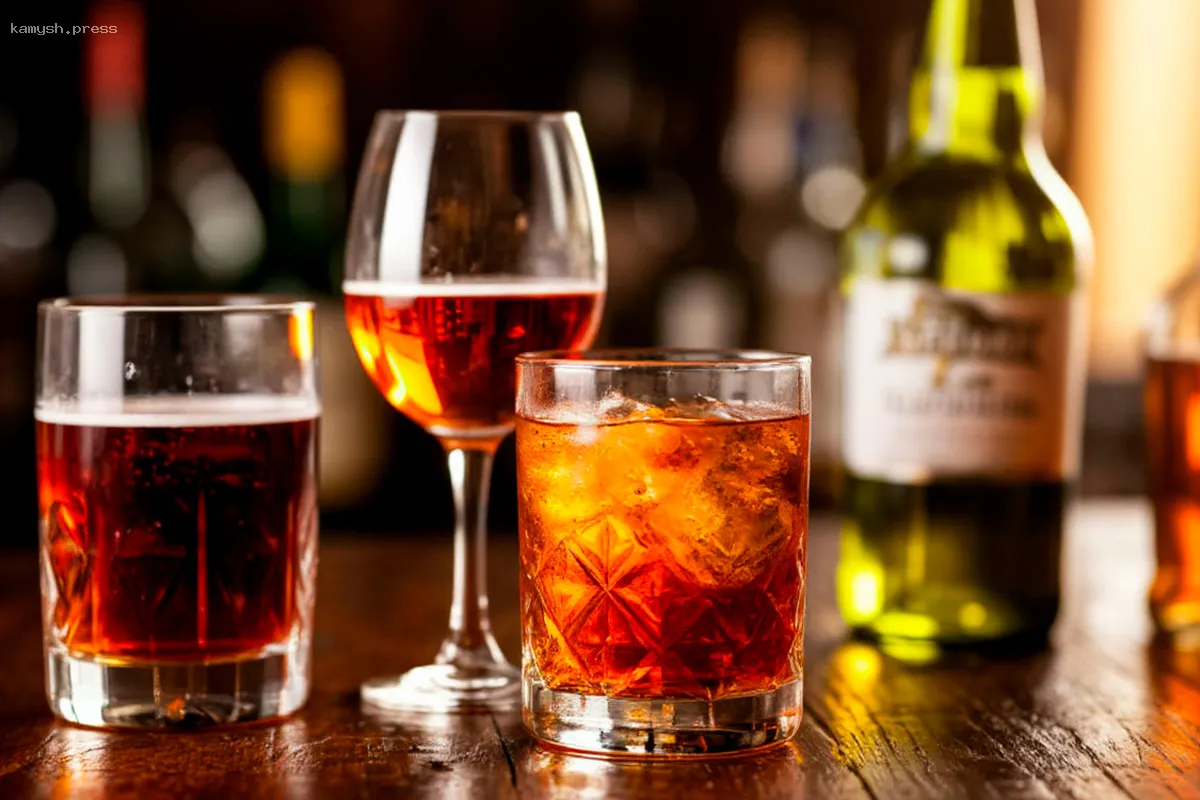 5 причин, по которым алкоголь мешает снижению веса