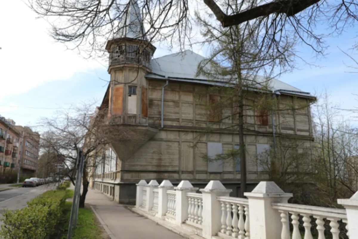 В Санкт-Петербурге выставили на продажу четыре исторических здания за символическую цену в один рубль