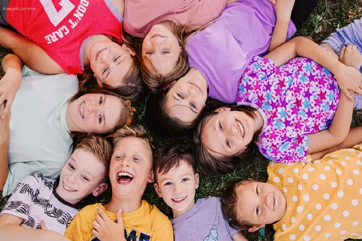 Около 700 юных якутян отправятся на летний отдых за пределами родного края