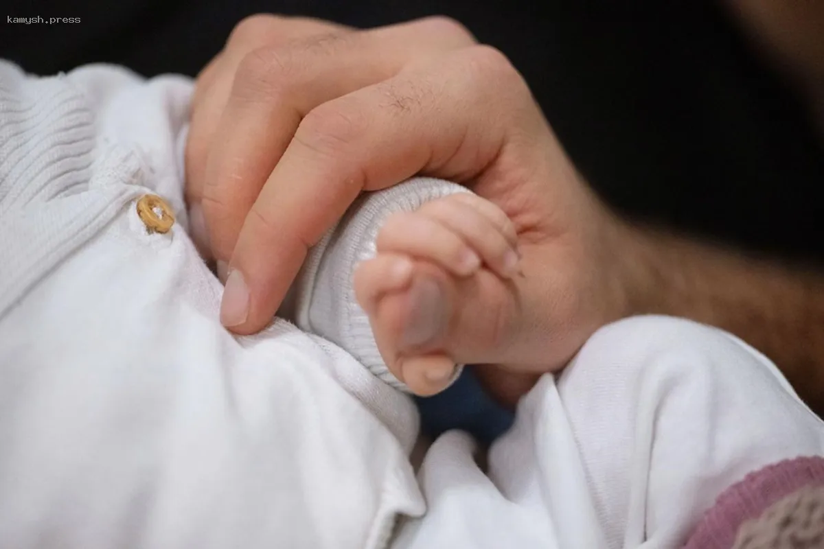 В Башкортостане введен запрет на усыновление детей иностранцами из стран, где легализована смена пола