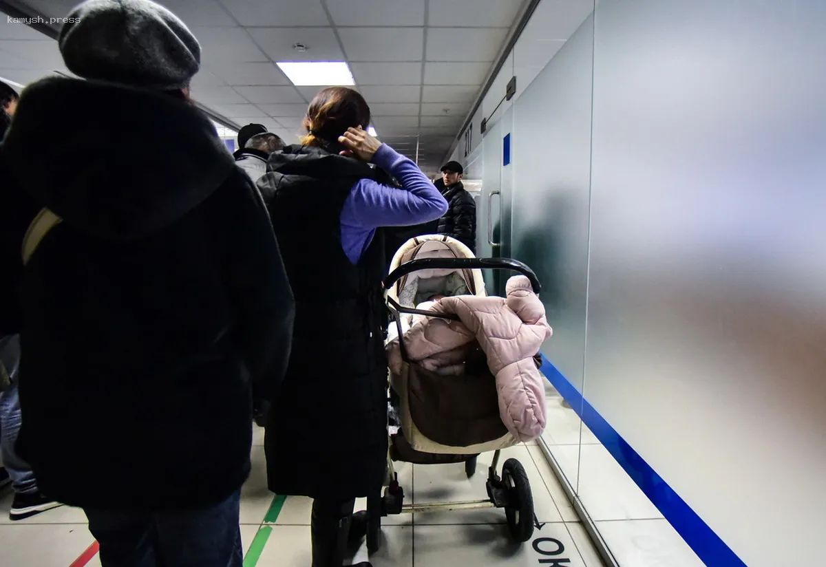 «Вали на родину!» Подростки не пустили мать с ребенком в лифт. Что делать с явлениями межнациональной нетерпимости?