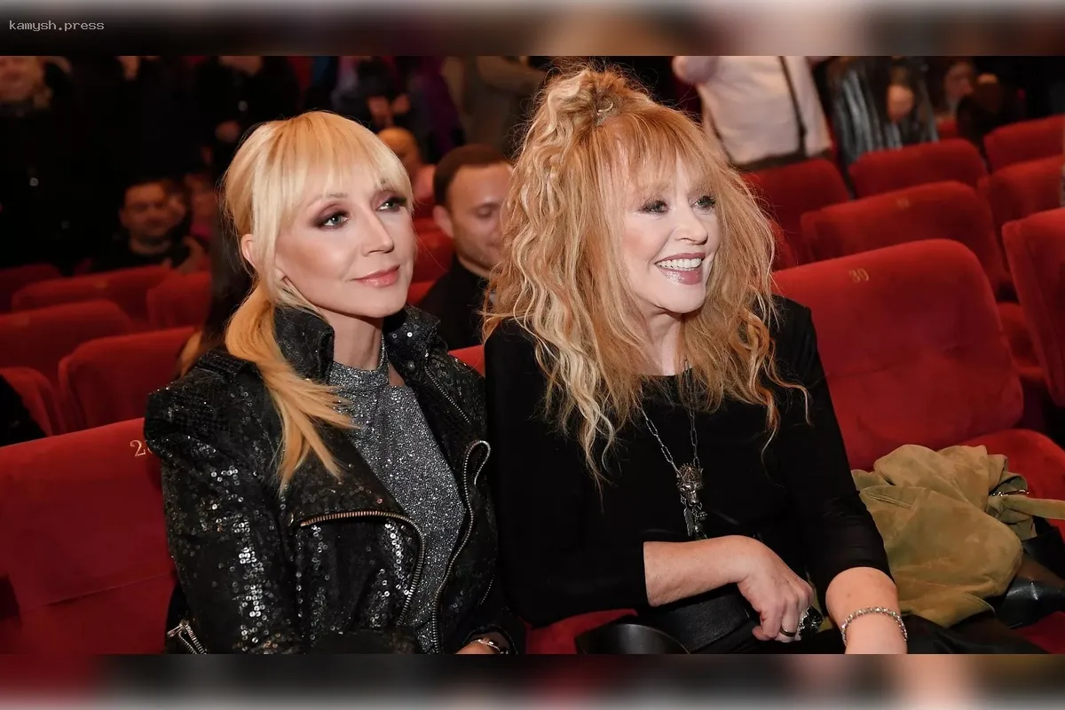 Кристина Орбакайте планирует поездку на Кипр к Алле Пугачевой в майские праздники