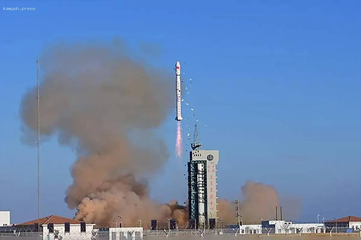 Китай успешно запустил новый экспериментальный спутник на орбиту