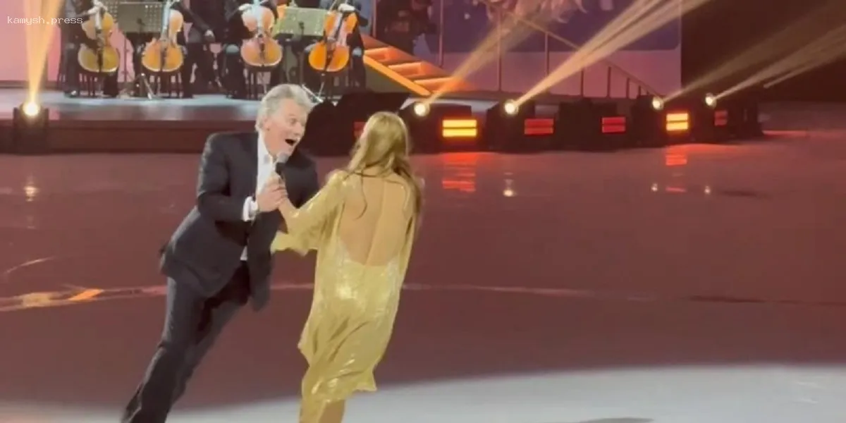 Дмитрий Песков поразил зрителей: вышел на лед во время юбилейного шоу жены