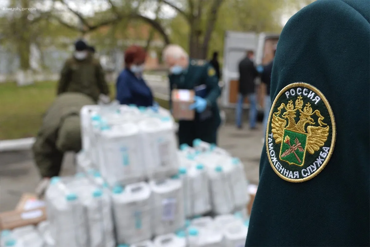 Увеличение импорта поддельных игрушек, одежды и обуви в РФ