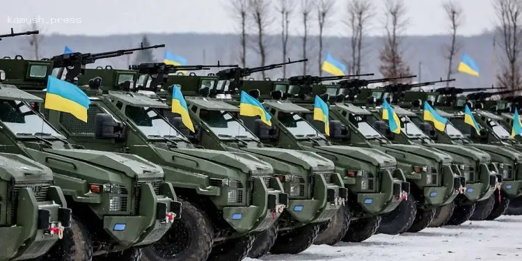 Захід оцінює вкладення мільярдів у оборону України як альтернативу членству в НАТО