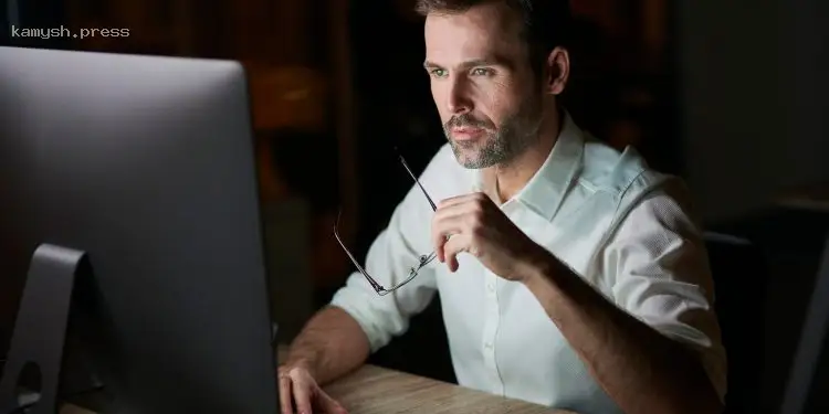 Эксперты выделили простые привычки для защиты зрения от цифровых устройств