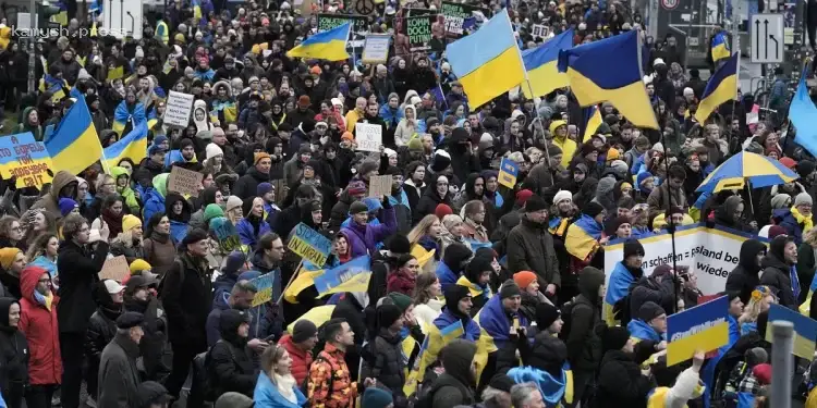 ЄС переглядає підтримку українських біженців: кого залишать у країнах блоку