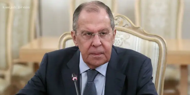 Лавров придумал причину для отказа от мирных переговоров в Ватикане