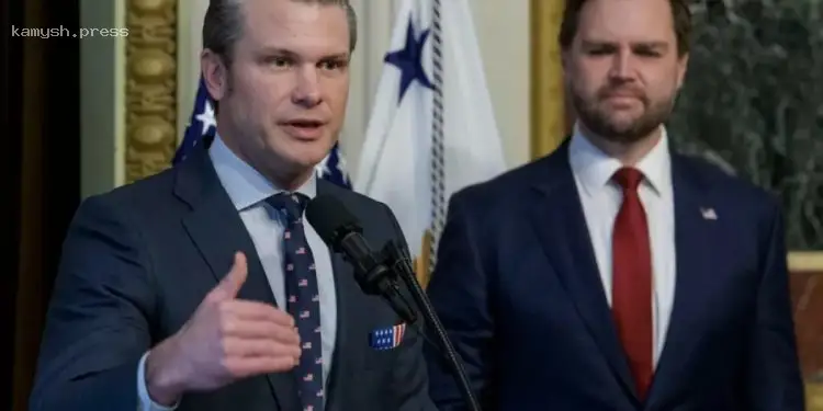 СМИ узнали, ради чего Пит Хегсет может оставить должность главы Пентагона