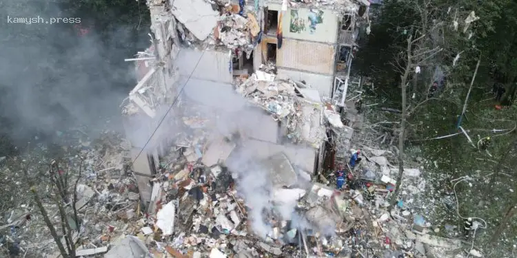 Более 300 дронов и 8 ракет – Зеленский отреагировал на ночной удар оккупантов по Украине